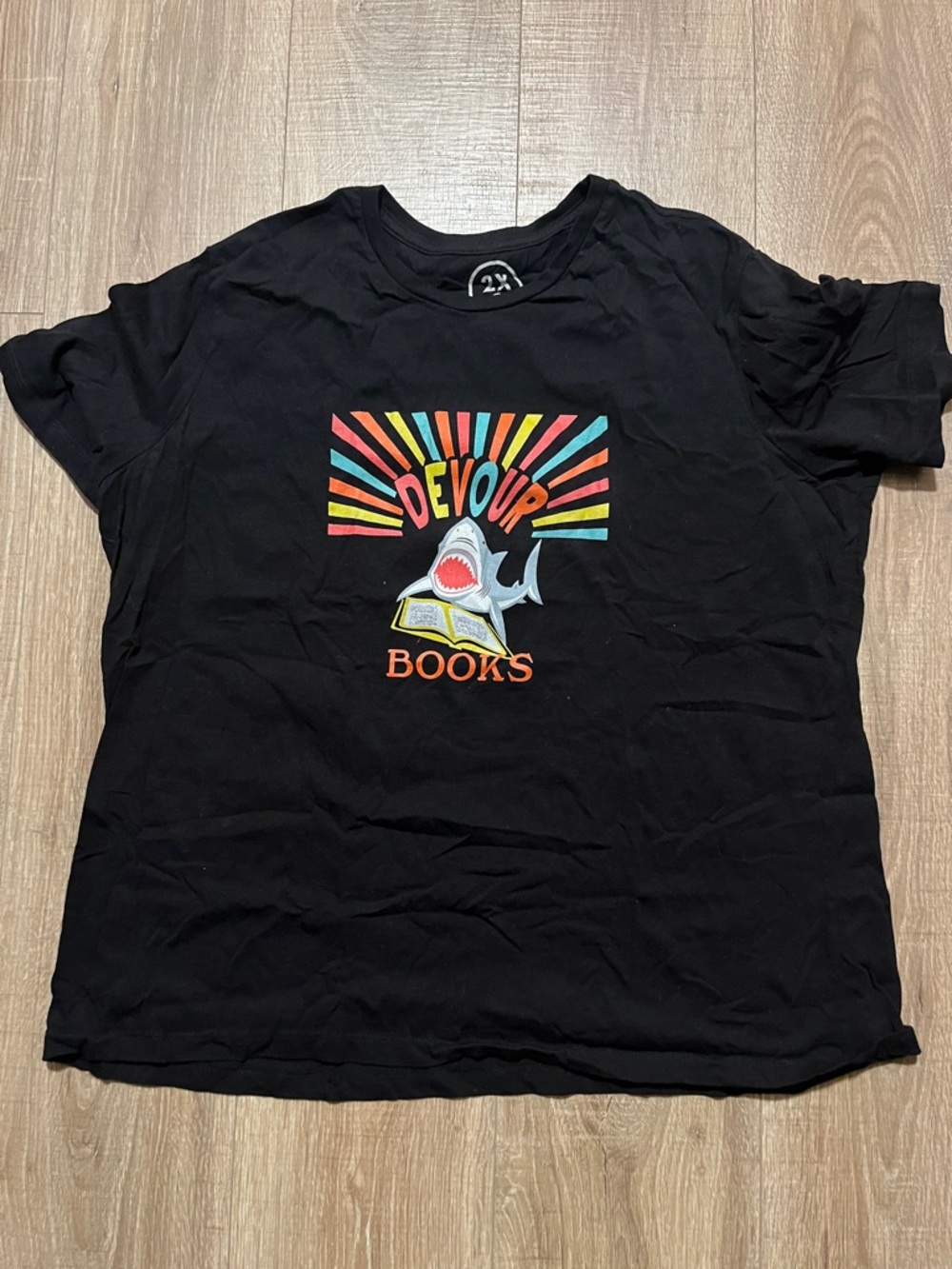 Women’s Black Short-Sleeve Graphic Tee with Colorful Shark 'Devour Books' Print